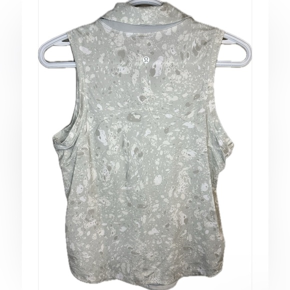 Lululemon Women’s Grey and White Sleeveless Polo Shirt Size 6 - Picture 3 of 5